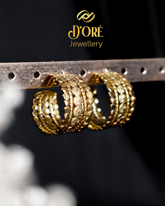 Clara- Golden Hoop