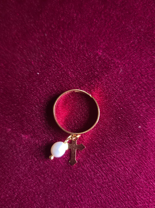 Freshwater pearl and Cross Ring