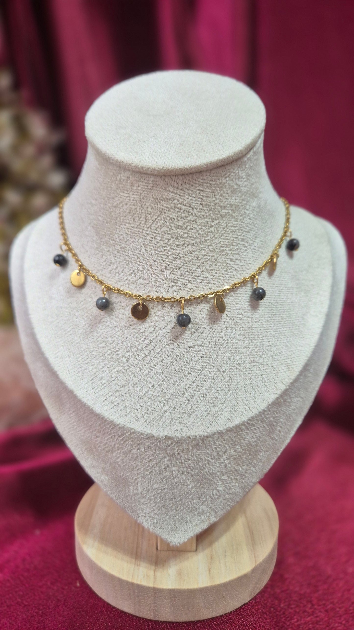 Disc necklace 18k gold-plated