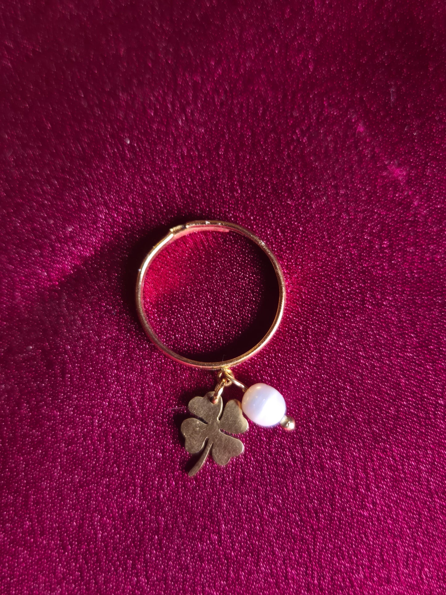 Freshwater pearl and Lucky clover ring